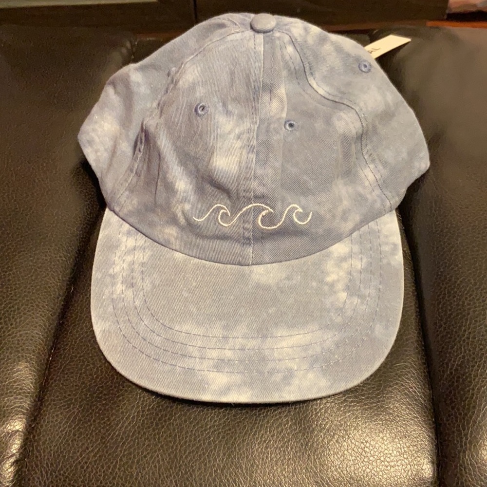 New with tags, never worn. Blue Revival hat.
